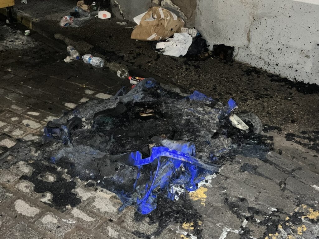Vuelve la quema de contenedores en Calatayud: esta vez dos en la Calle Herrer y Marco, y otro en la Calle San Torcuato 2 79D688D8 32B9 48DB 91FE 331E91A8874E