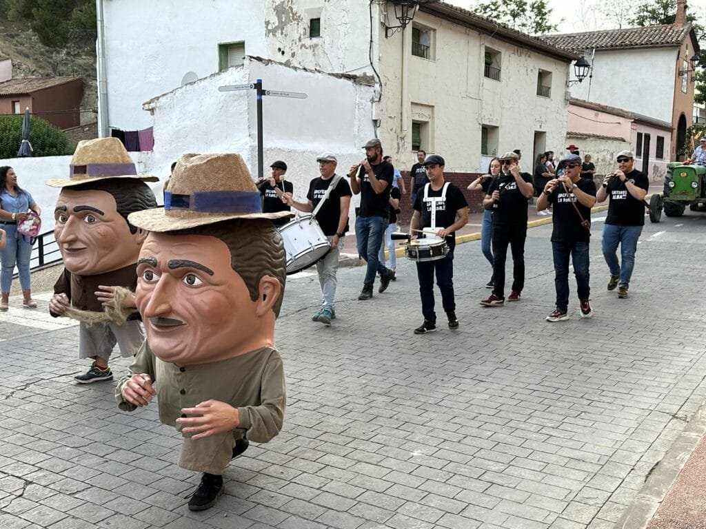 Pregón de altura para comenzar unas Ferias y Fiestas en honor a la Patrona de Calatayud, la Virgen de la Peña que se extenderán hasta el próximo domingo 8 IMG 0615