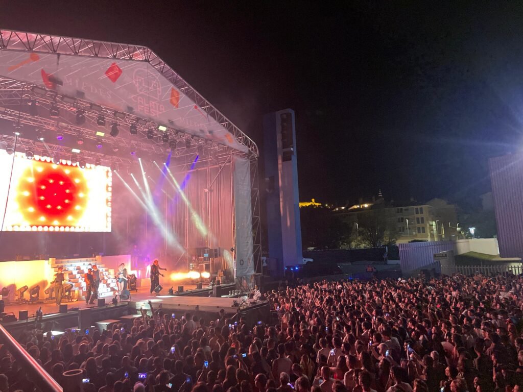 9b5707bd 9a32 4849 bde6 bb6ef24560ba