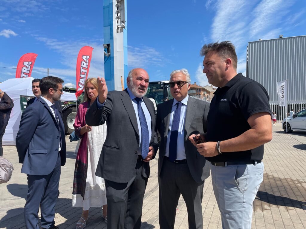 24249dbf 0b68 4ea2 86c8 228fc2b82eaa