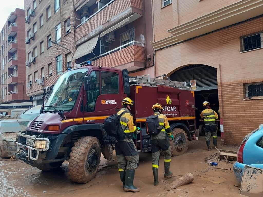 La cuadrilla helitransportada de Brea de Aragón participa en las labores asignadas al operativo aragonés en Catarroja 2 6d5feb17 9b43 4ce3 a2d7 65e0b55291a8