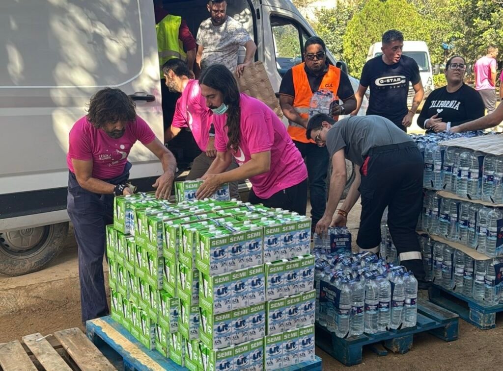 Llega a Albal (Valencia) la primera ayuda humanitaria procedente de Calatayud: cuatro furgonetas repletas de productos de primera necesidad 3 bb6e3963 40a2 47e0 b745 b5c2f222451b
