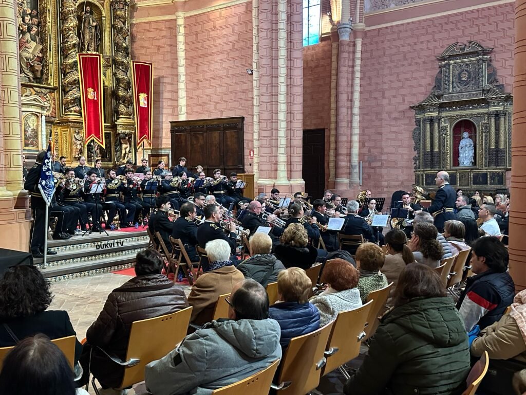 Rotundo éxito del concierto de Cuaresma ofrecido por la banda de cornetas y tambores “Virgen del Pilar” en la Iglesia de San Pedro de los Francos de Calatayud 2 358ab8e4 1d61 45a6 800a 611a501336b8