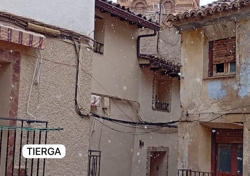 6251bd35 581c 4c5b b7ea 6955c906e4fb