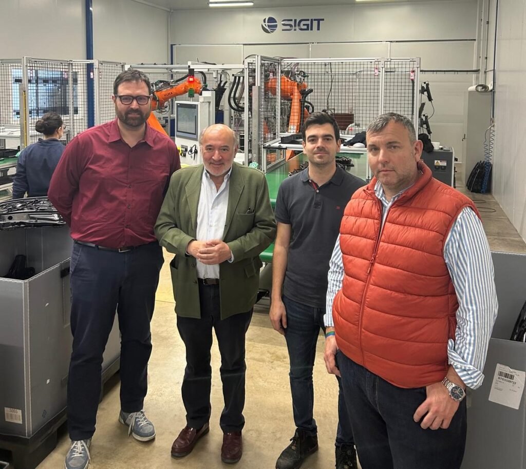 SIGIT invierte un millón de euros en su fábrica de Calatayud y se adapta así a nuevos proyectos del sector de la automoción 2 SIGIT 1
