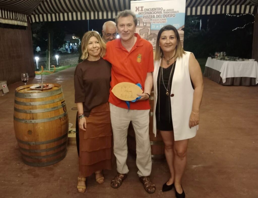 Eustaquio Castellanos, impulsor del museo del recortable de Jaraba, y la SD Comuneros, homenajeados en el XI Encuentro Internacional de Juegos y Deportes Tradicionales 2 IMG 1993