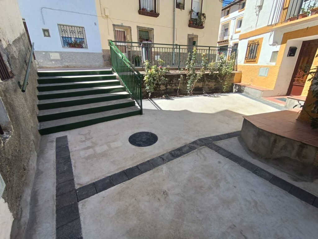 Finaliza la segunda fase de mejora de la calle Travesía Carretera de Torres: se han pavimentado varias calles de este barrio bilbilitano 2 TORRES 4