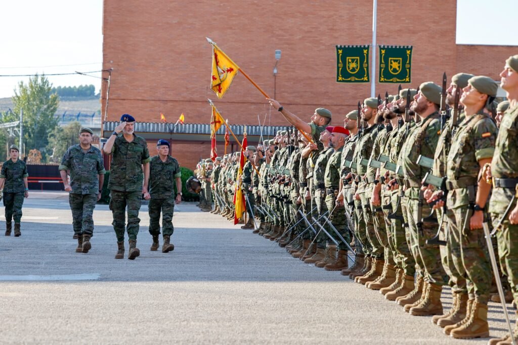 El Rey Felipe VI y la Ministra de Defensa visitan la Academia de Logística de Calatayud, referente en especialidades técnicas del Ejército de Tierra 3 IMG 0260