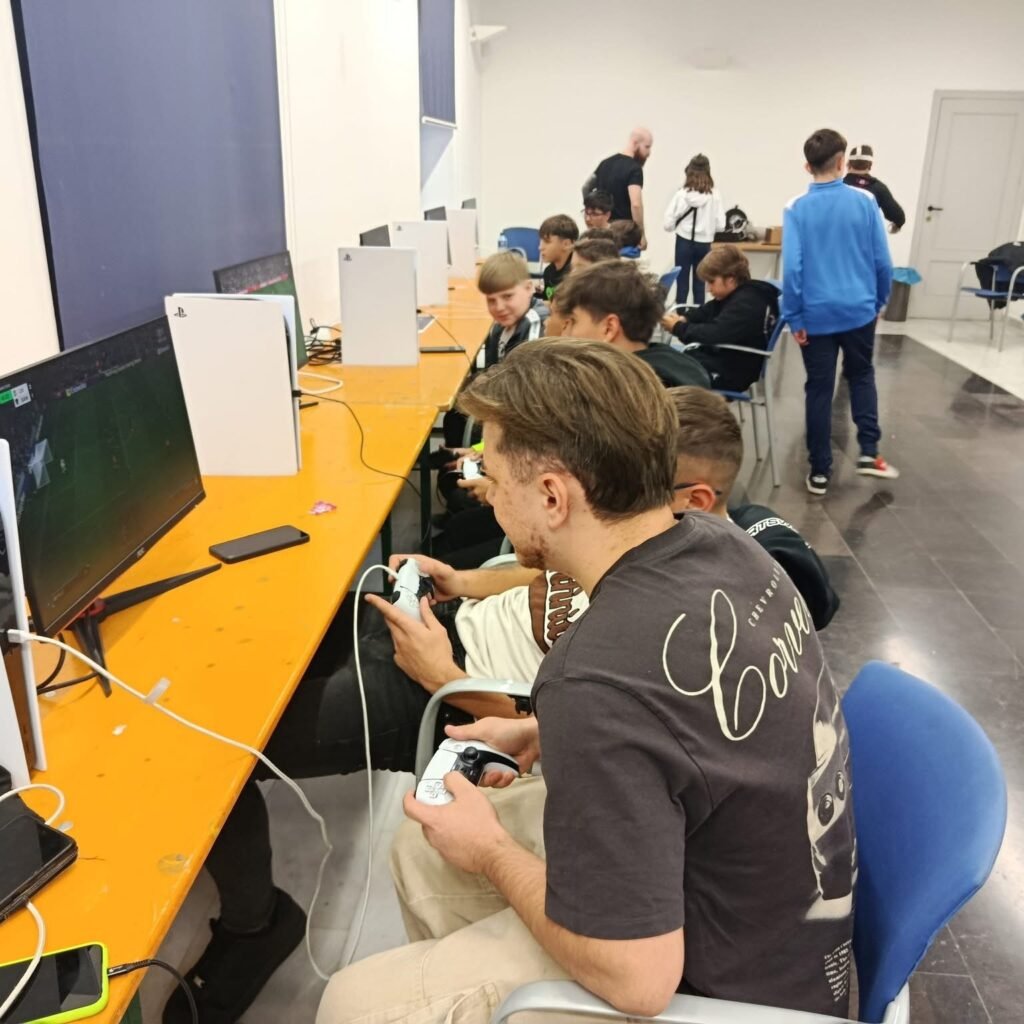 Éxito en la Gamer Aragón 2025 celebrada en Calatayud: la juventud rinde homenaje al ocio digital 2 IMG 1947