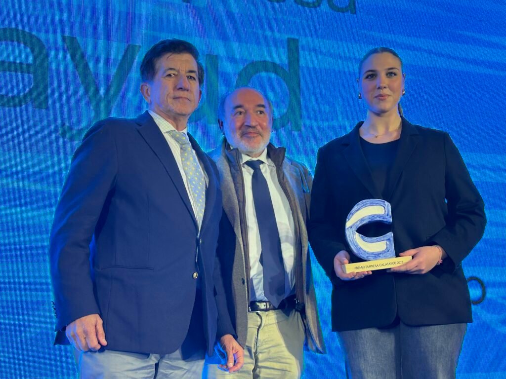 Los Premios Empresa Calatayud 2025 reconocen a las empresas bilbilitanas SIGIT Automotive, DIMA, Iberia Compositech y ADIBIL 2 IMG 9720