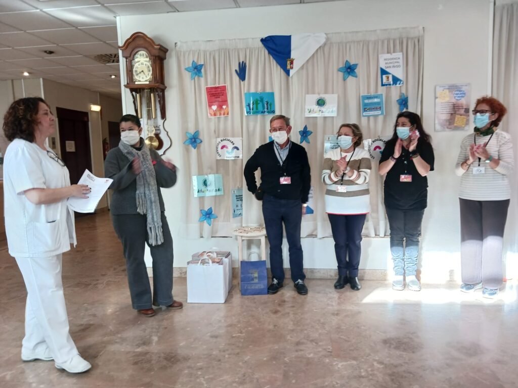 Calatayud celebra el Día del Voluntariado con la implicación de las asociaciones y un reconocimiento a los voluntarios de la Residencia Municipal “San Iñigo” 2 f7586665 a4f4 4c21 973f 1dc1569446be