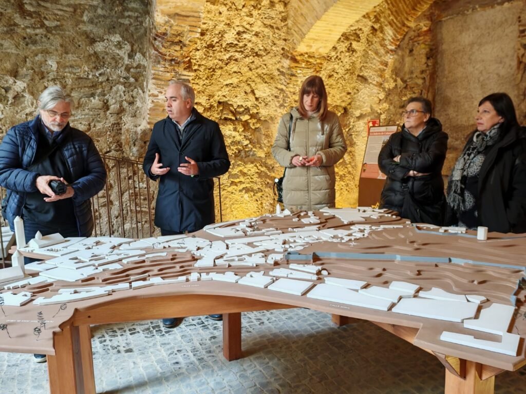 06b73877 5b2a 4764 8312 c761663453f1