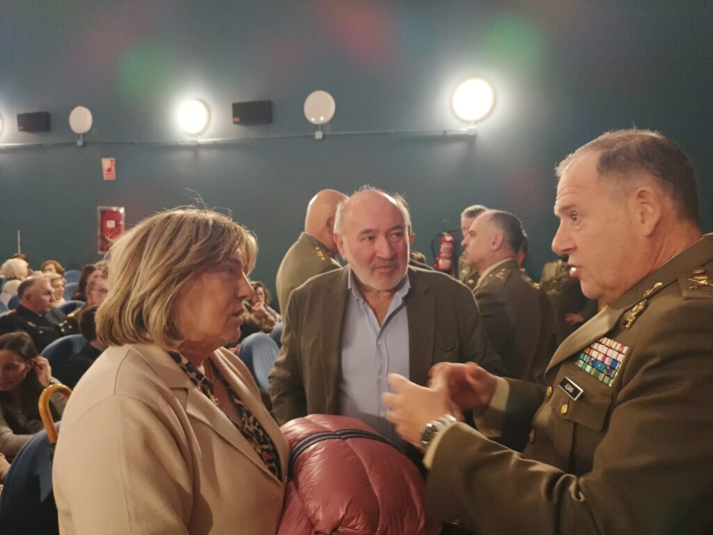 La Academia de Logística de Calatayud celebra San Juan Bosco, el patrón de los especialistas del Ejécito de Tierra, con actos culturales, entrega de condecoraciones y el tradicional desfile militar 4 57b583b8 3430 4bdc 98cb 82013876a866