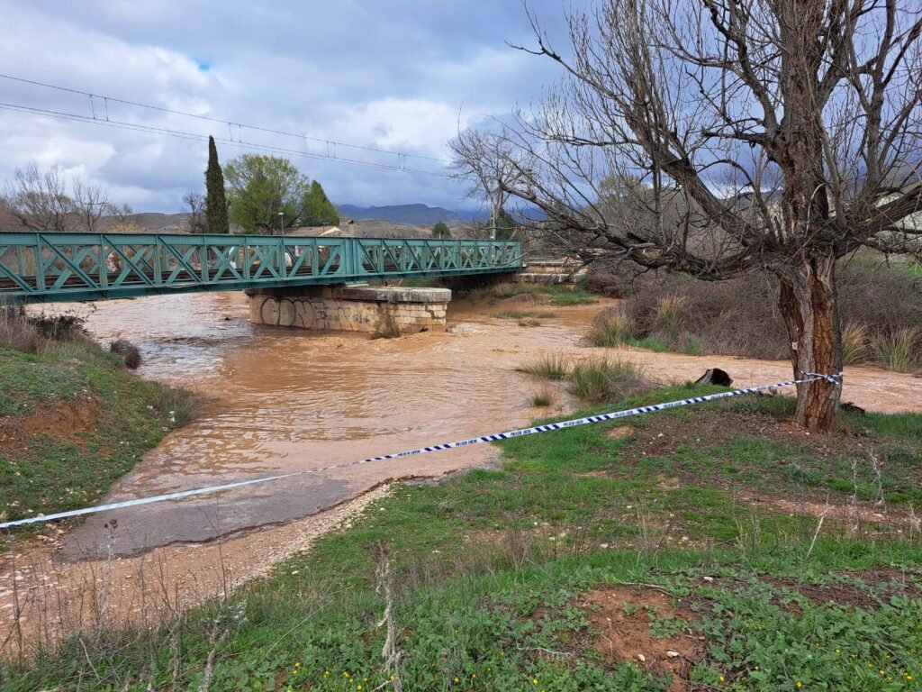 01107193 cbfd 44b2 8bd3 609c3b14601c