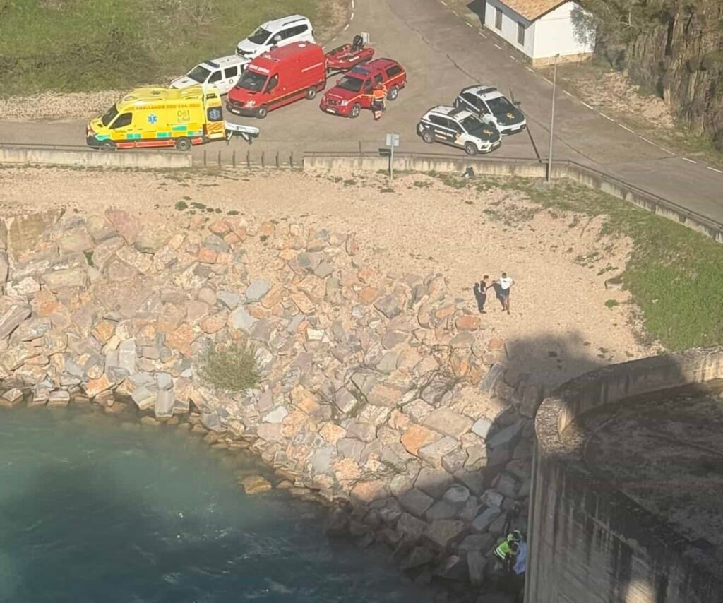 18F97F95 160D 4673 B81D A5B3F600C3B9