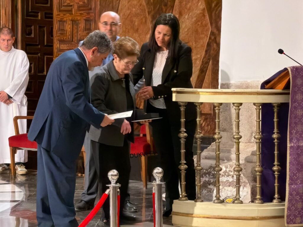 La Comarca Comunidad de Calatayud rinde homenaje y otorga de forma extraordinaria su máxima distinción a sus tres consejeras fallecidas 2 641CE198 81C6 4AAA A741 3407A03C7699 D58E64B8 2173 4CFC B87A 4D8E9FF80C9F